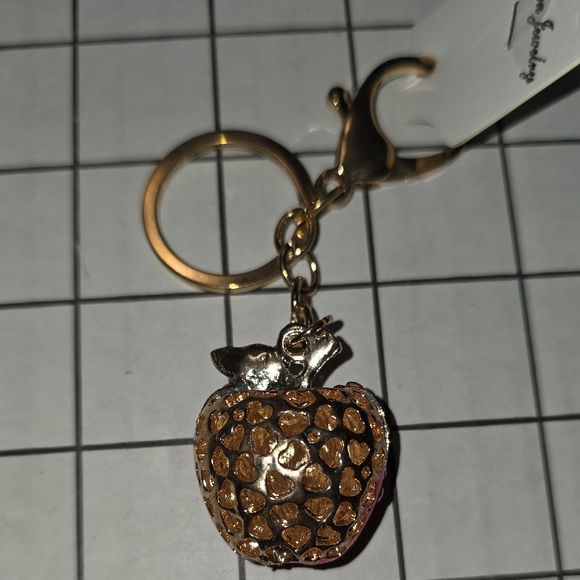 Fashion Jewelry Red and Green Crystal Vine Ring Key Chain Holder NIP - Picture 5 of 5